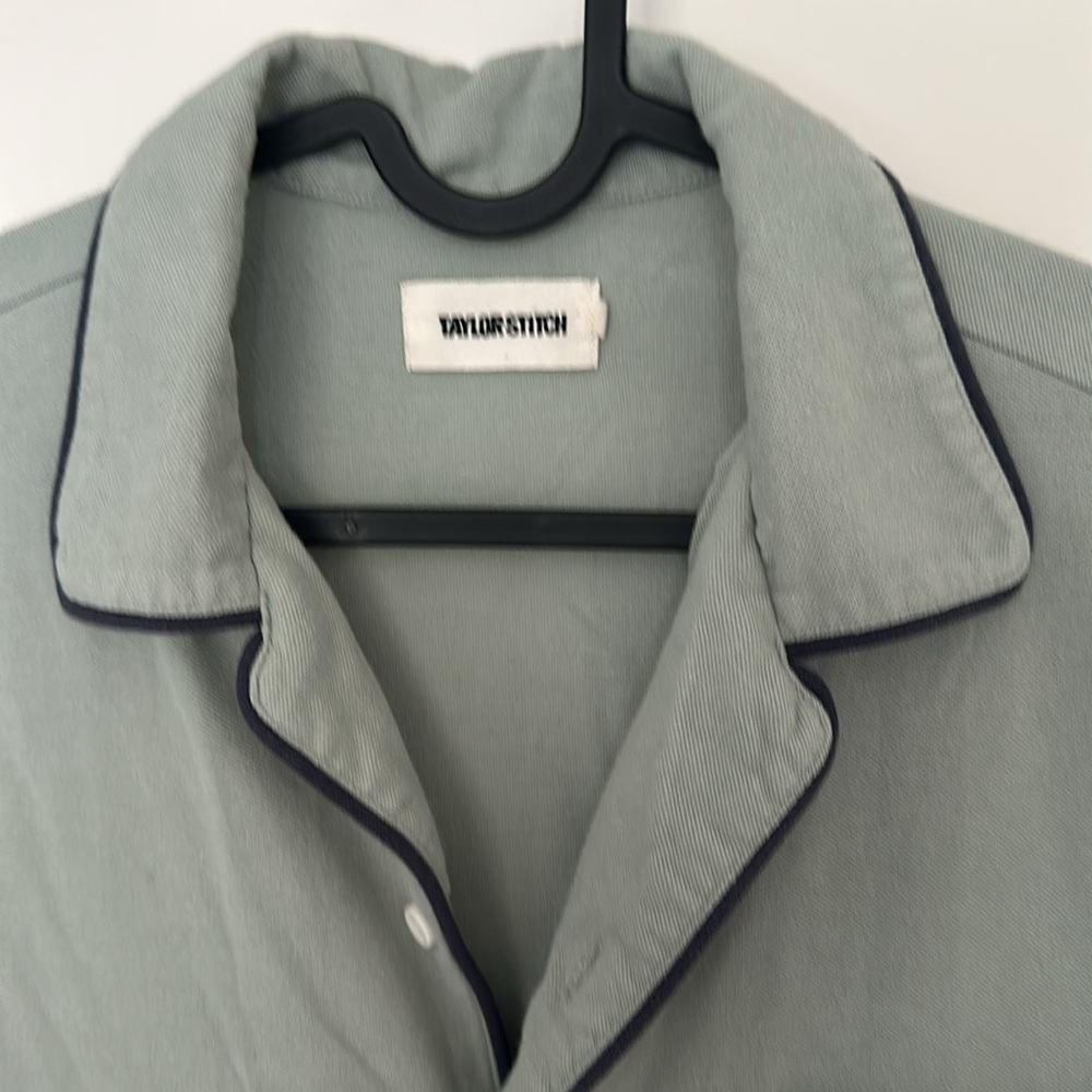 Taylor Stitch Harwich Shirt in Surf Green Tipped Pique - Picture 2 of 3